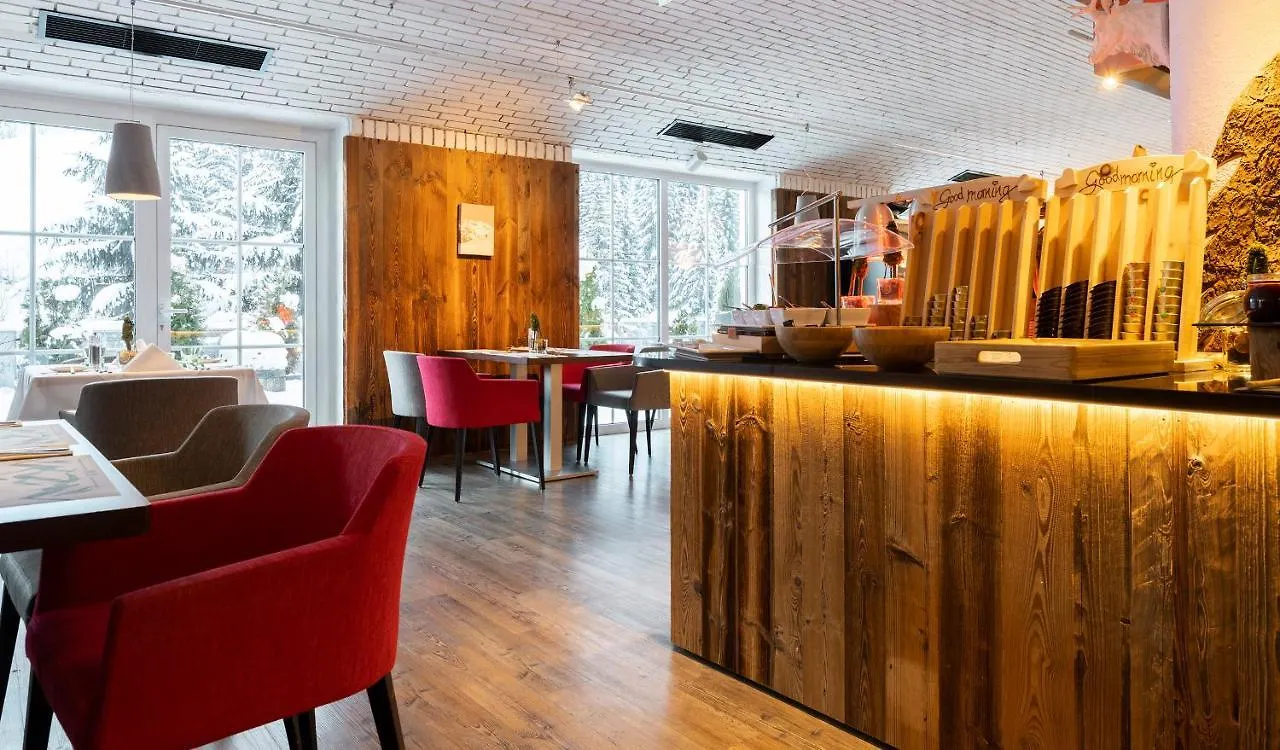 Hotel Residenz Hochalm - Ski In - Ski Out Saalbach-Hinterglemm